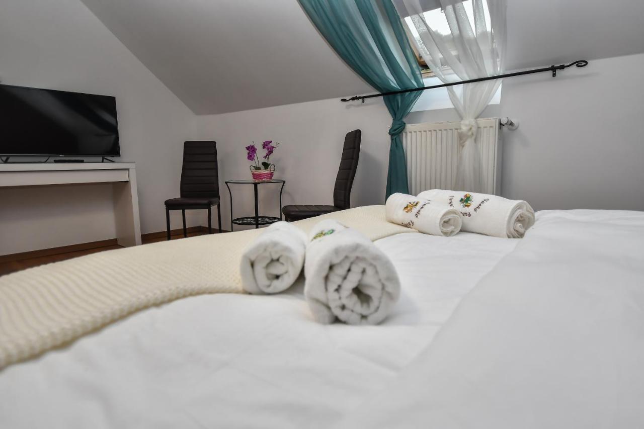 E-Vasko Panzio Borpince Bed & Breakfast Tokaj Exterior foto