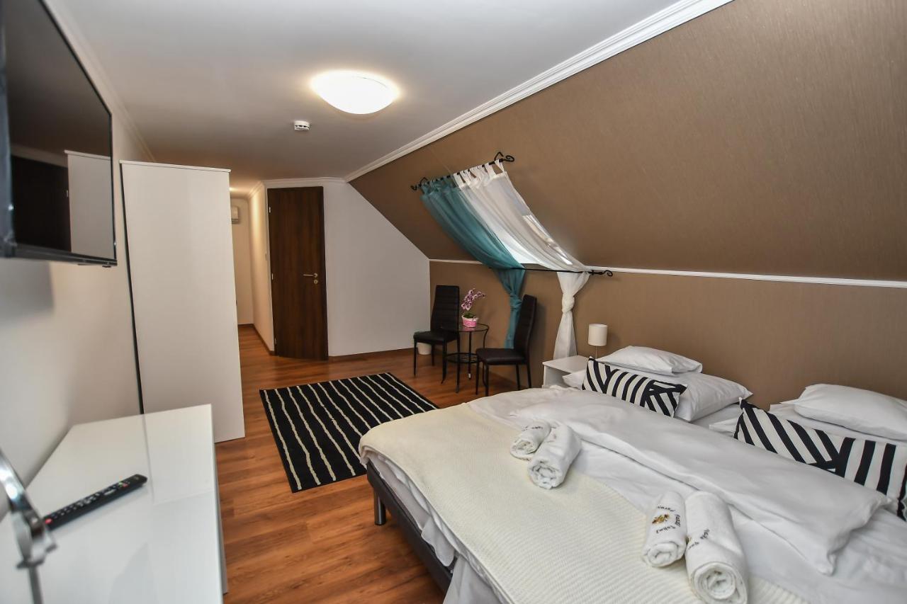 E-Vasko Panzio Borpince Bed & Breakfast Tokaj Exterior foto